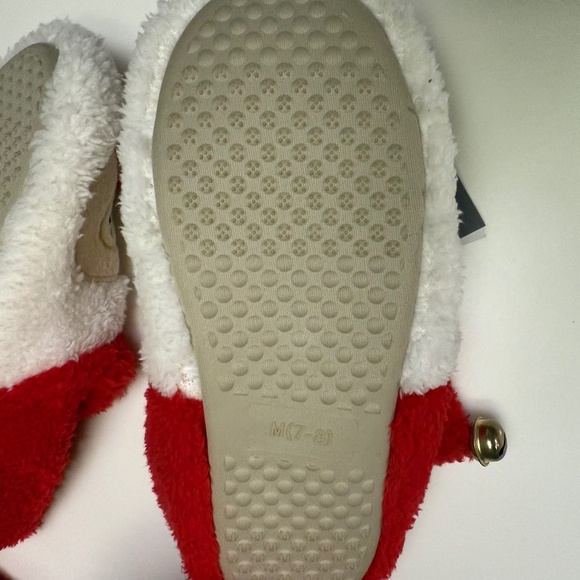 Red and White Santa Slipper - Picture 4 of 4
